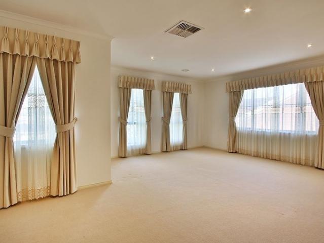 House for rent in Doncaster East, Melbourne