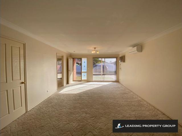 Townhouse for rent in Howlong, New South Wales