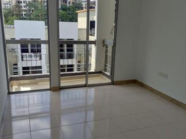 Townhouse for rent in Tanjong Sepat, Selangor