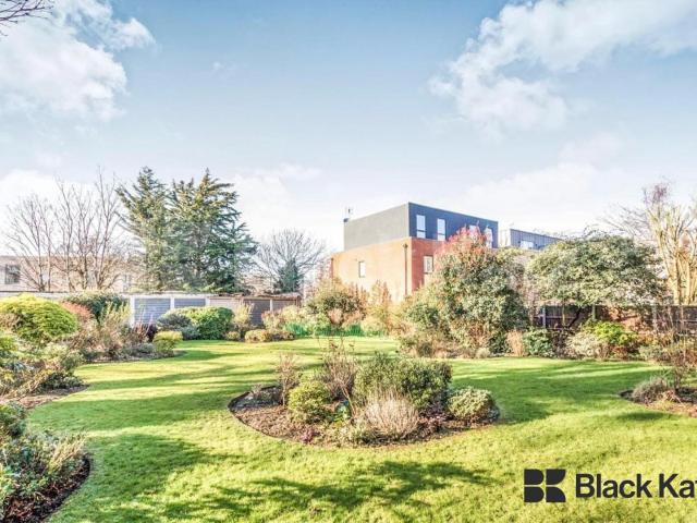 Apartment for rent in Clapham, Greater London