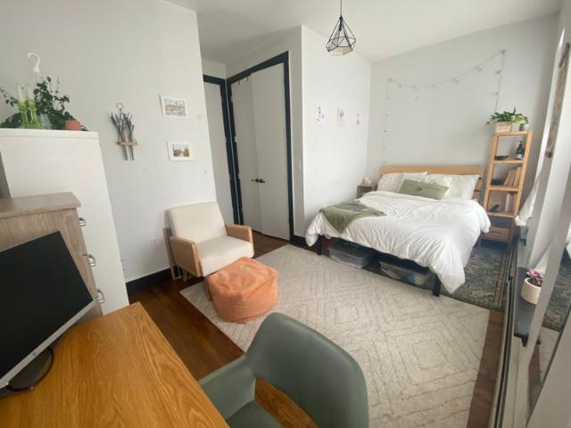 Room for rent in Arverne, New York