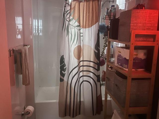 Room for rent in Arverne, New York