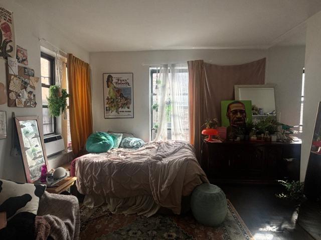 Room for rent in Arverne, New York