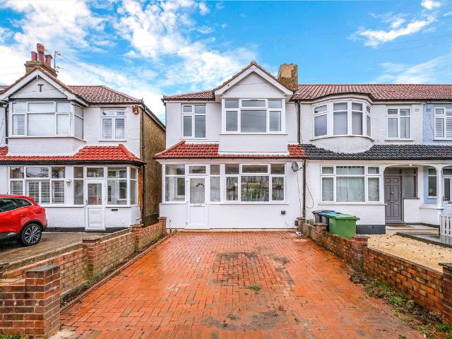 House for rent in Tolworth, Greater London
