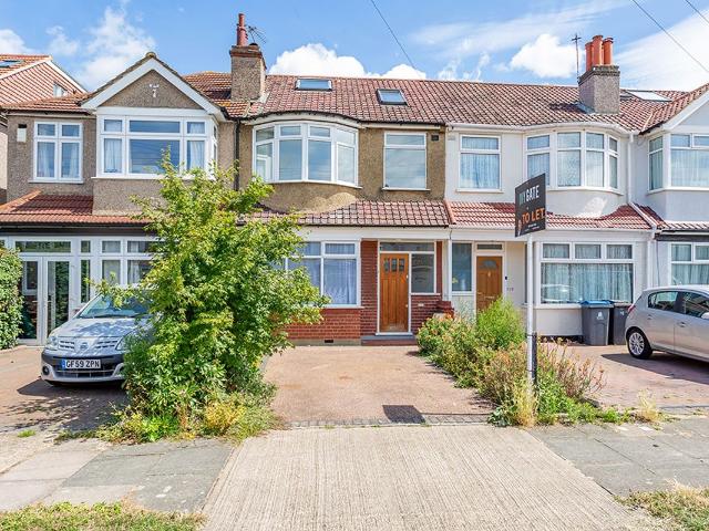 Apartment for rent in Tolworth, Greater London