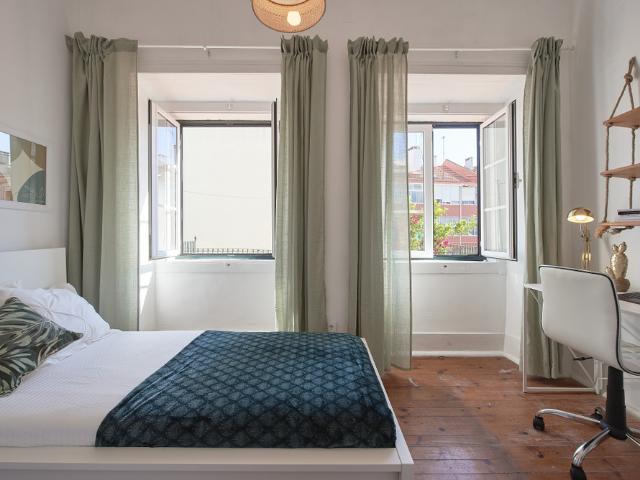 Quarto alugar em São Francisco Xavier, Lisboa