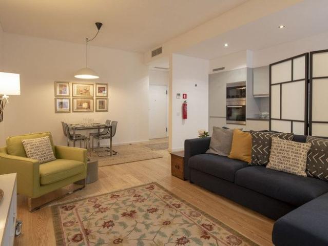Apartamento alugar em Misericórdia, Lisboa