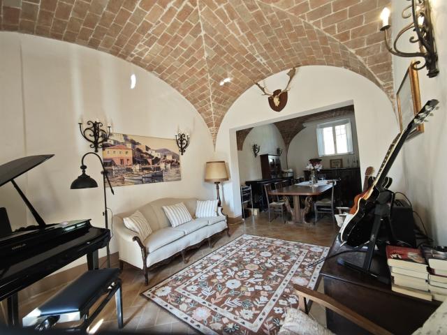 Casa in vendita a Casciana Terme Lari, Lari
