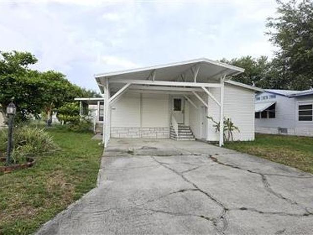 House for sale in Sebastian