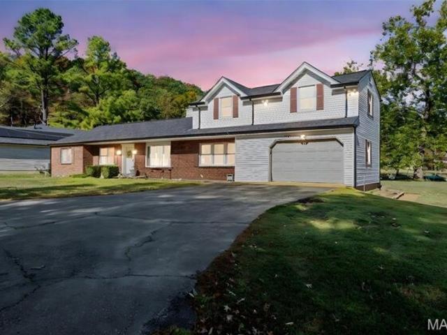 House for sale in Arnold, Missouri