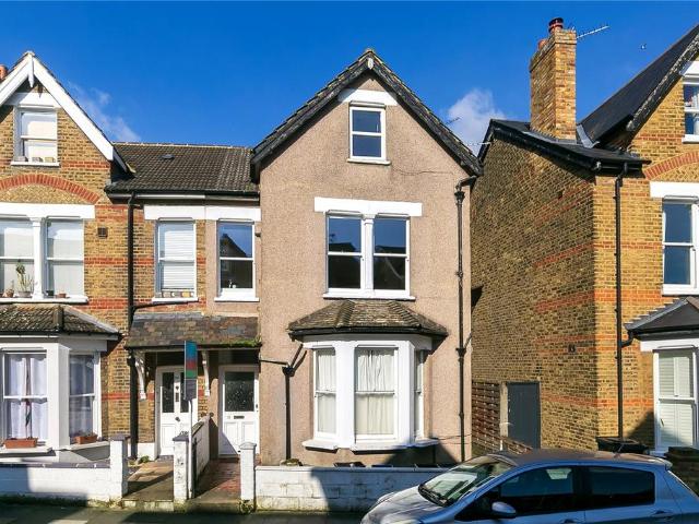 Apartment for rent in North Sheen, Greater London