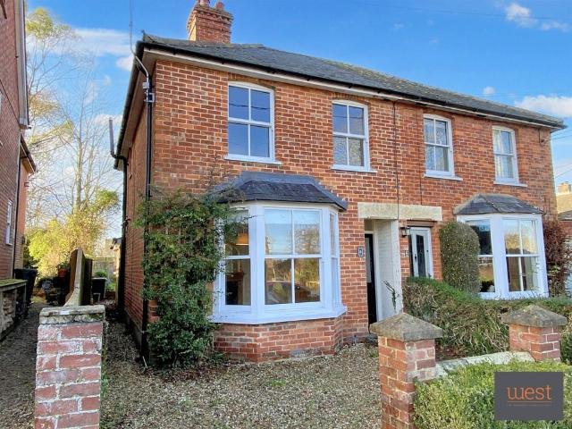 House for rent in Charlton, Dromore