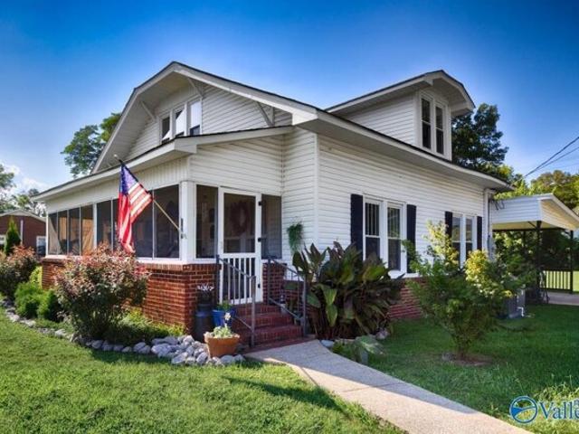 House for sale in New Market, Alabama