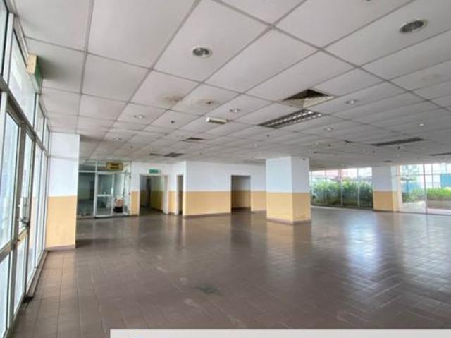 Shop for rent in Kediaman Kakitangan Daerah JKR Johor Bahru, Iskandar Puteri