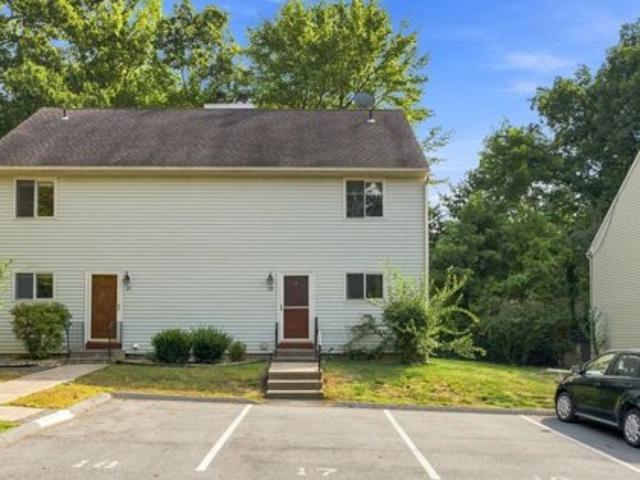 House for sale in Cromwell, Connecticut