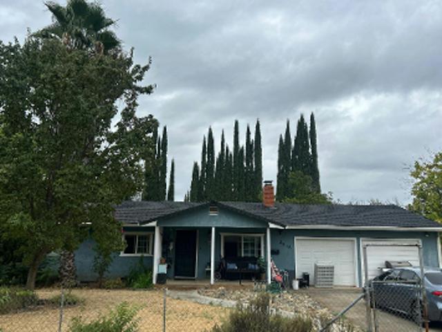 House for sale in Shasta, California