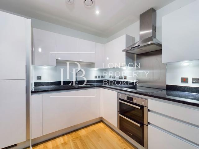 Apartment for rent in London Borough of Lewisham, Deptford