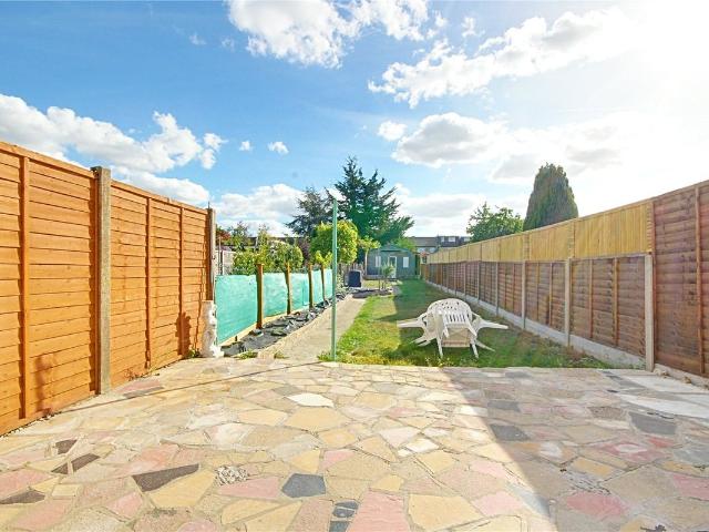 House for rent in Freezywater, Greater London