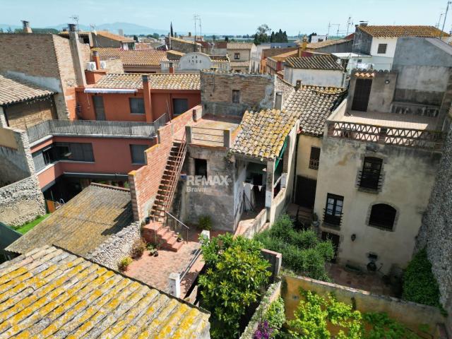 Casa en venta en Alt Empordà, Catalunya