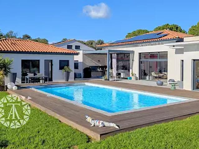 Maison vente à Céret, Laroque-des-albères