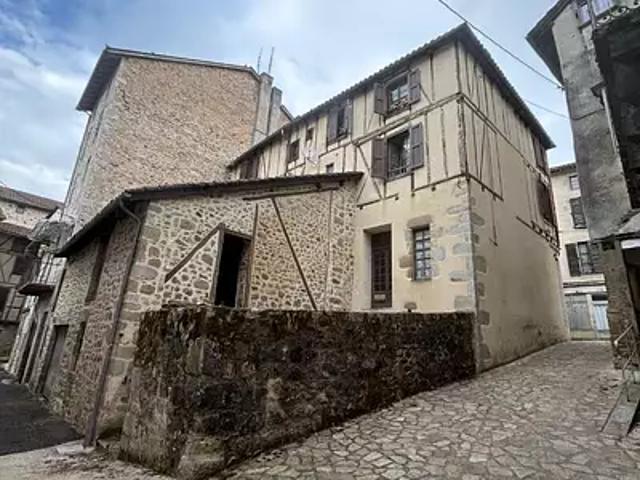 Maison vente à Aurillac, Laroquebrou