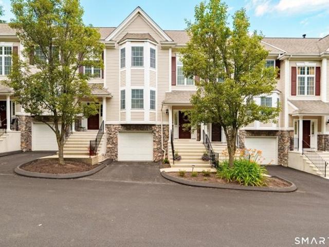 House for sale in Danbury, Connecticut