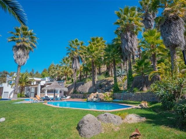 Las Cabras, Condominio Costa del Sol 2