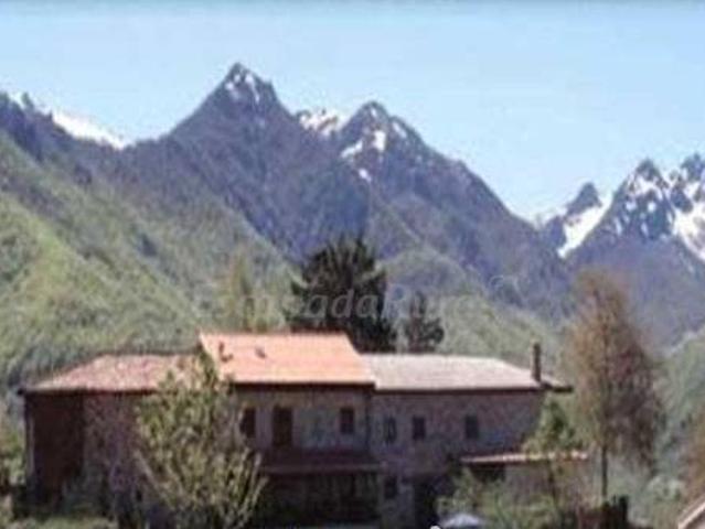 Casa en alquiler en Oseja De Sajambre, León