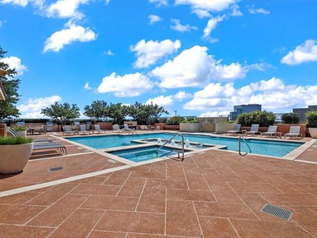 Condo for sale in Irving, Texas