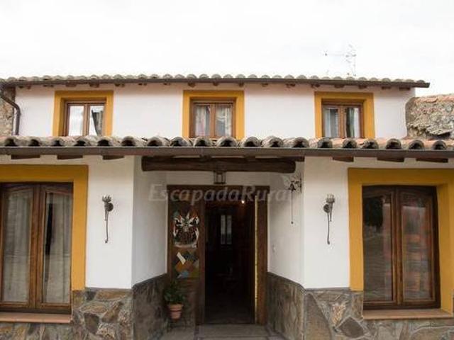 Casa en alquiler en Fuentes De Béjar, Castilla y León