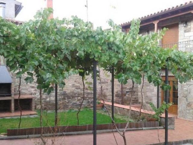 Casa en alquiler en Villardeciervos, Castilla y León