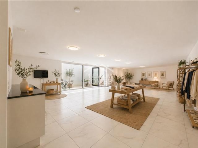Wohnung kaufen in Kloten, Zürich