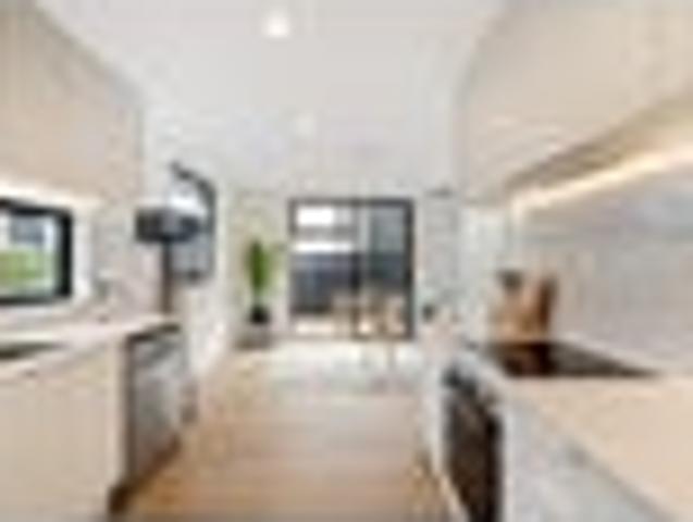 Townhouse for sale in Heathcote, Canterbury