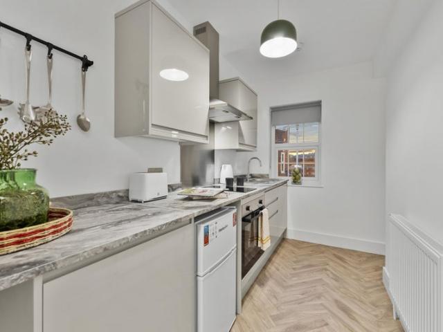 Studio for rent in Upperton, Eastbourne