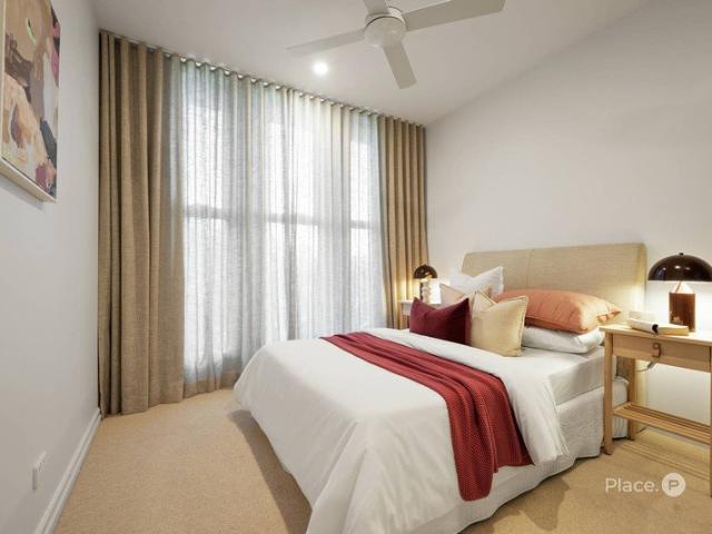 Townhouse for sale in St Lucia, Greater Brisbane