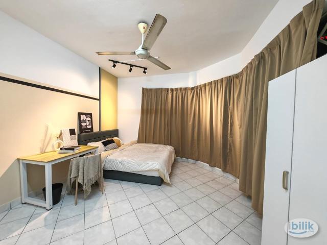 Room for rent in Petaling, Damansara Damai