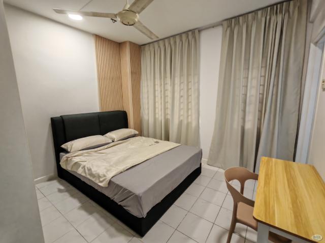 Room for rent in Petaling, Damansara Damai