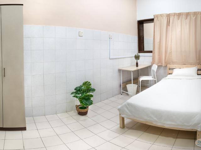 Room for rent in Petaling, Damansara Damai