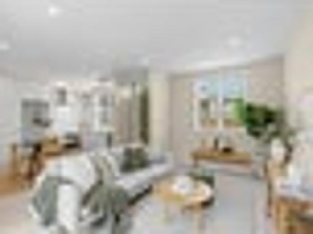 Townhouse for sale in Edgeware, Canterbury