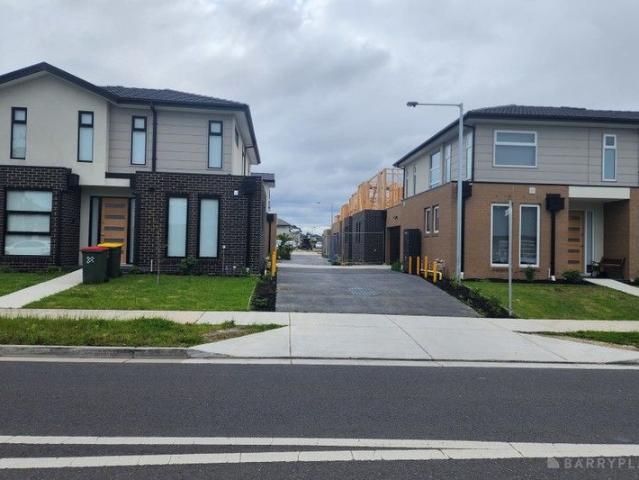 Townhouse for sale in Camerons Creek, Victoria