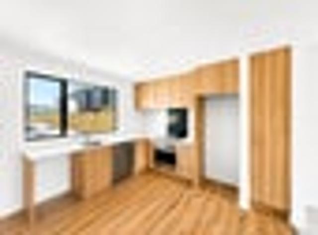 Townhouse for sale in Heathcote, Canterbury