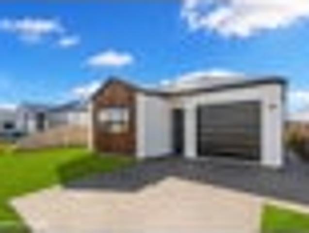 House for sale in Chaslands, Canterbury