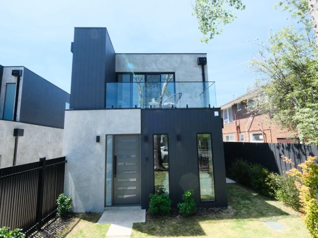 House for sale in Carnegie