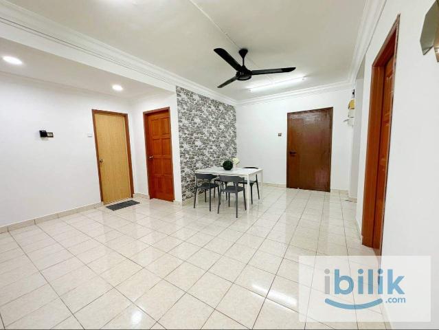 Room for rent in Petaling, Damansara Damai
