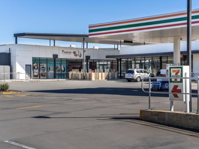 Retail for rent in Parklands, Western Australia