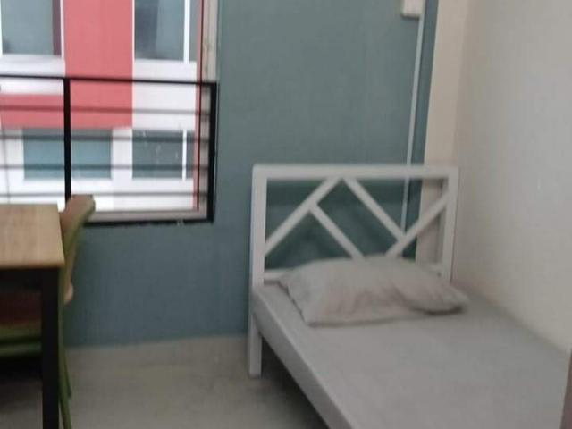 Room for rent in Alam Impian, Selangor