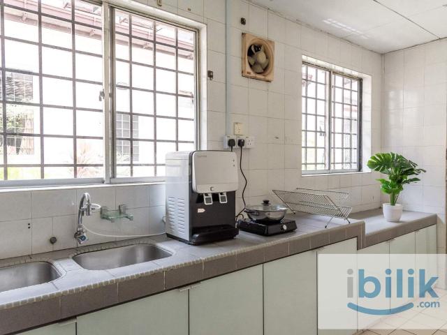 Room for rent in Petaling, Damansara Damai