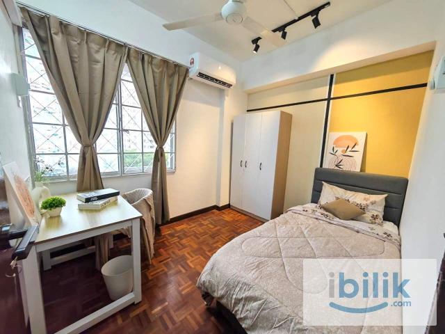 Room for rent in Petaling, Damansara Damai