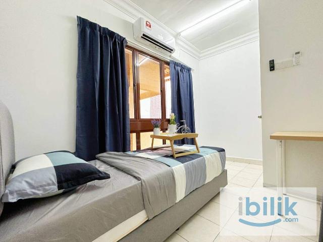 Room for rent in Petaling, Damansara Damai