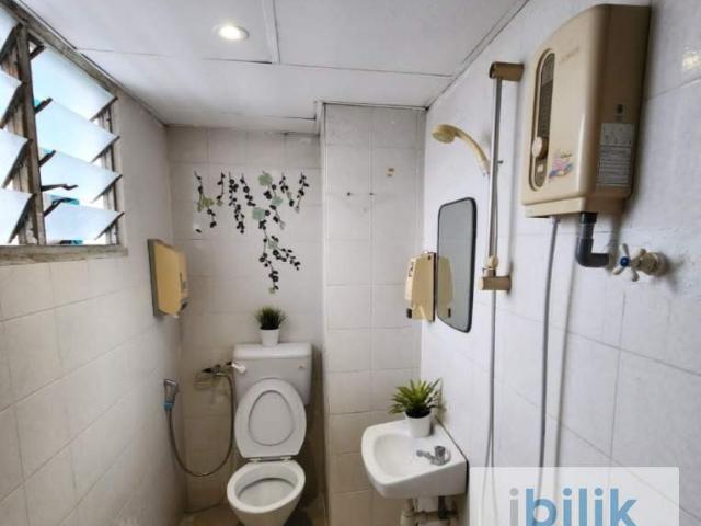 Room for rent in Petaling, Damansara Damai